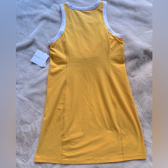 NWT Beyond Yoga Spacedye Outlines Dress Sunflower Yellow / Cloud White Size M - Picture 10 of 11